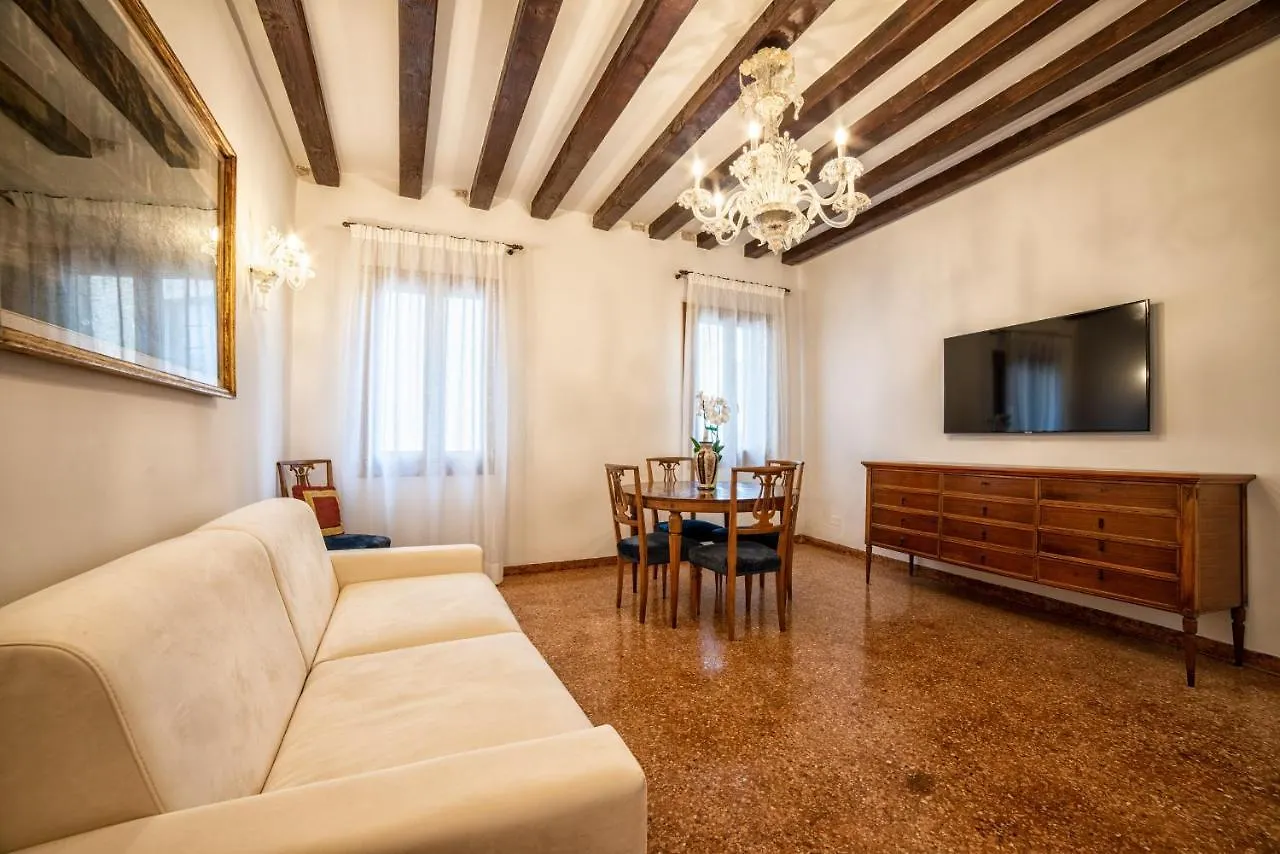 Appartamento Casanova Fenice - Canal View Venezia Italia