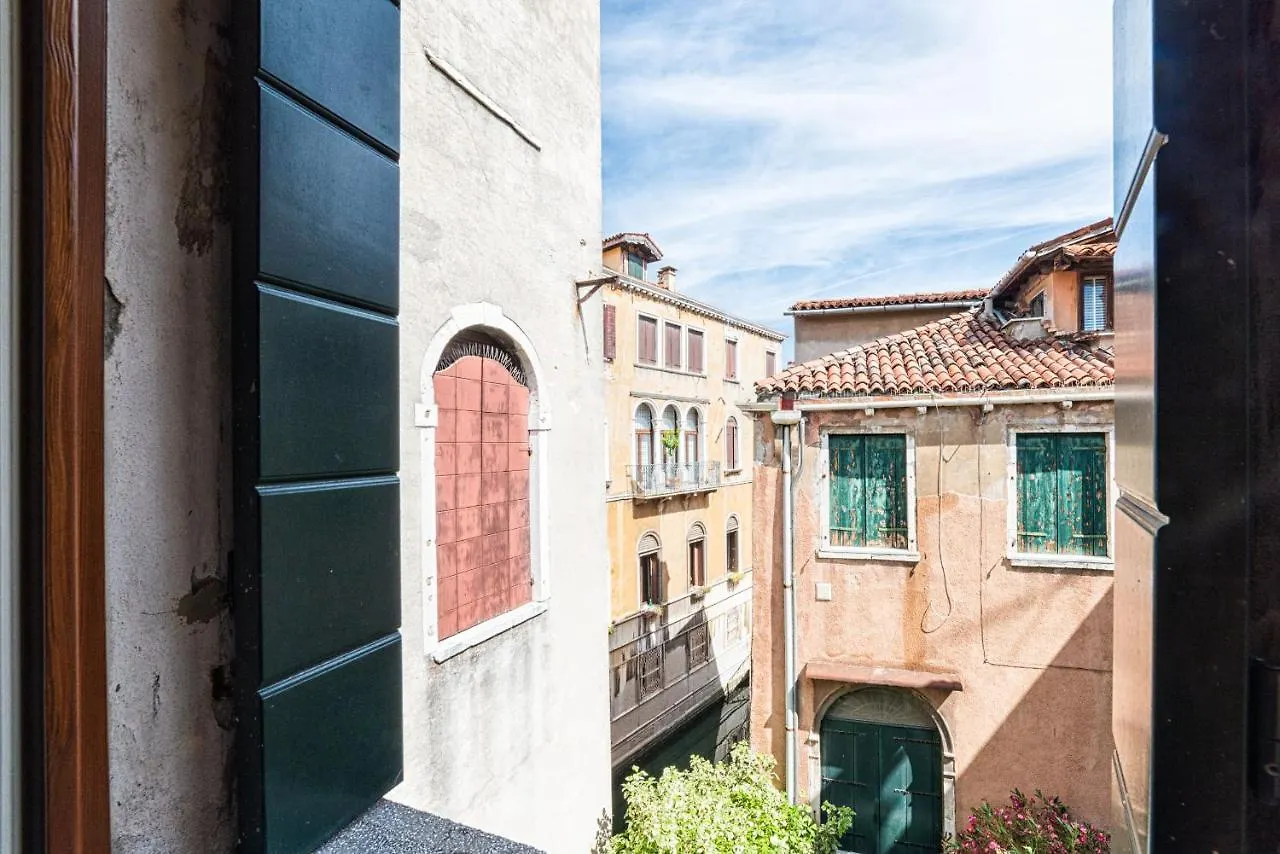 Casanova Fenice - Canal View Venezia 0*,