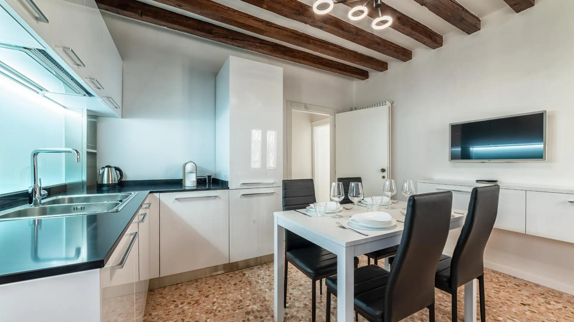 Appartamento Casanova Fenice - Canal View Venezia Italia